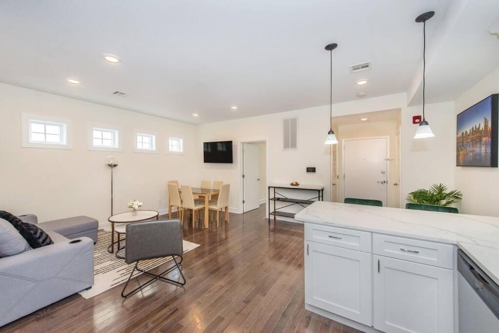 Stylish Chic Condo Nyc At Fingertips North Bergen Buitenkant foto